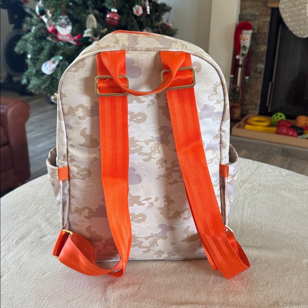 JuJuBe Midi Backpack in Hidden Camo - Picture 2 of 4